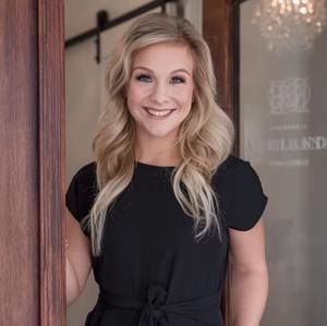 Meet your Posher, Leah